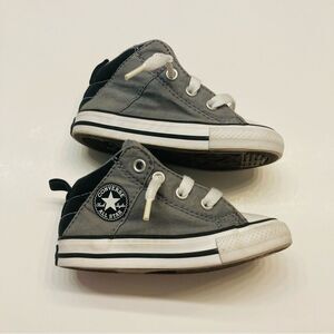 Converse Chuck Taylor All Star Axel Mid Top Slip On Sneaker Boys 6 Gray‎ Black